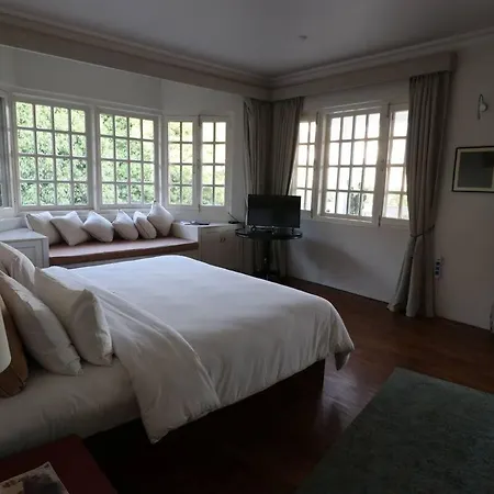 Lavie Garden Residence